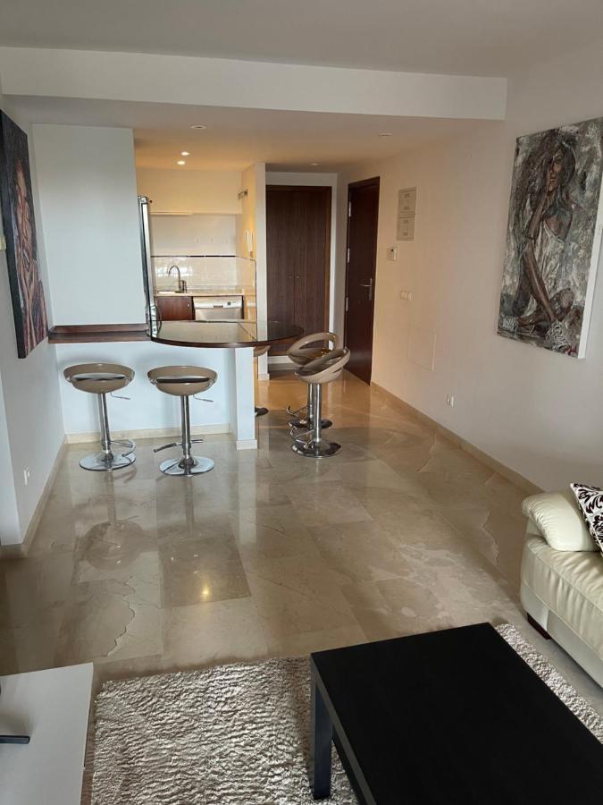 Apartment Parque Recoleta By Jolanta ตอร์เรเวียคา ภายนอก รูปภาพ